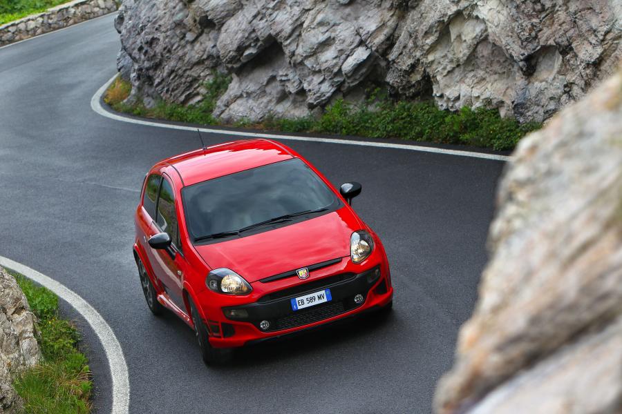 Abarth Punto Evo (199) 2010 года  (фото 44 из 57)